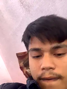 Hullax online show from November 2025 04:01:02 AM