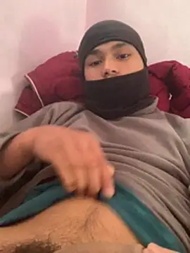 Hullax online show from January 2026 03:35:02 AM