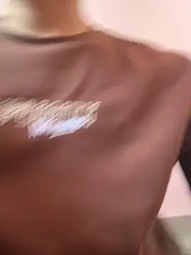 Hullax online show from April 2026 03:21:01 AM