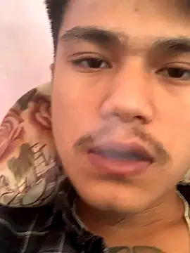 Hullax online show from November 2025 02:37:02 AM