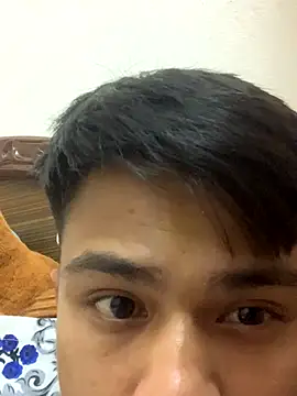 Hullax online show from November 2025 03:48:01 PM