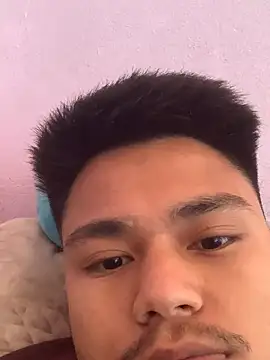 Hullax online show from March 2026 02:03:02 AM