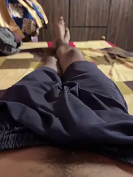 yo19boy online show from November 2025 06:39:01 AM