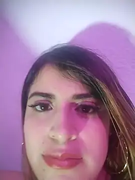 Snapshot of bella_star21 chatting on October 2025 02:19:02 PM bella star21 online show from October 2025 02:19:02 PM