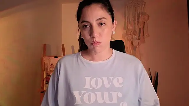 Mala Bad online show from October 2025 03:57:02 PM