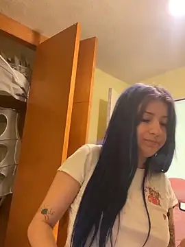 Lucygothic online show from February 2025 05:53:01 PM