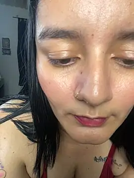 Snapshot of Lucia-Candy chatting on February 2025 03:22:01 AM Lucia-Candy online show from February 2025 03:22:01 AM