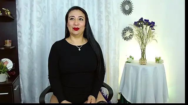 Karina Yang online show from October 2025 10:18:02 AM