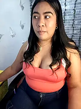 Snapshot of patty_bersh chatting on February 2025 12:01:02 PM patty bersh online show from February 2025 12:01:02 PM