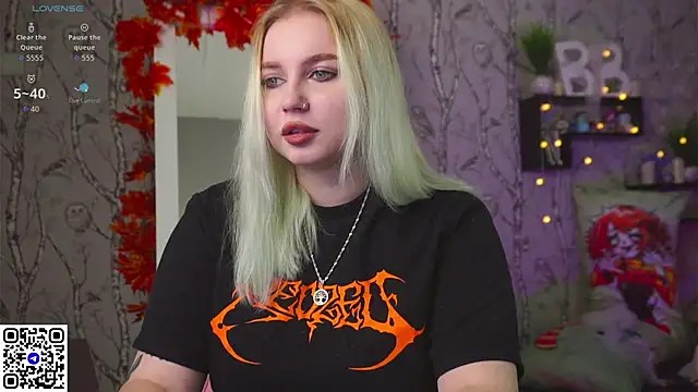 Moon Valkyrie online show from November 2025 09:04:02 AM