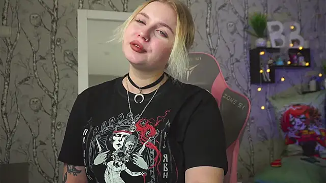 Moon Valkyrie online show from February 2026 06:09:02 AM