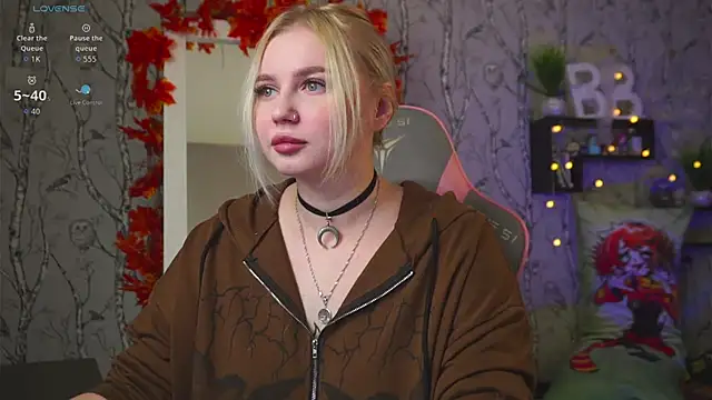 Moon Valkyrie online show from October 2025 08:04:02 AM