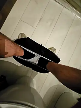 Snapshot of manu9921 chatting on February 2025 12:14:02 PM manu9921 online show from February 2025 12:14:02 PM