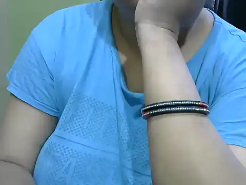 Mona love143 online show from November 2025 07:45:01 AM