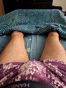 LuqenZo online show from February 2026 01:13:01 PM