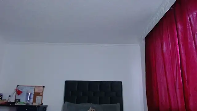 Snapshot of VALERY_MEER chatting on September 2025 09:59:02 PM VALERY MEER online show from September 2025 09:59:02 PM