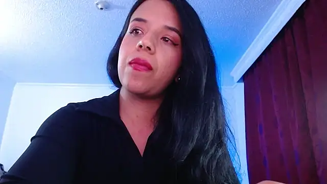 Snapshot of VALERY_MEER chatting on September 2025 01:17:02 AM VALERY MEER online show from September 2025 01:17:02 AM