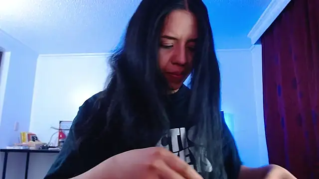 Snapshot of VALERY_MEER chatting on October 2025 12:22:01 AM VALERY MEER online show from October 2025 12:22:01 AM