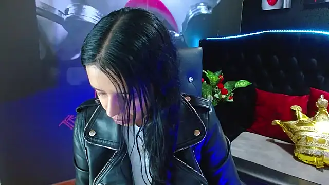 Snapshot of VALERY_MEER chatting on December 2024 12:01:02 PM VALERY MEER online show from December 2024 12:01:02 PM