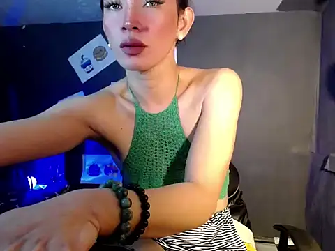 Snapshot of Rhianna_wilson chatting on October 2025 10:58:02 AM Rhianna wilson online show from October 2025 10:58:02 AM