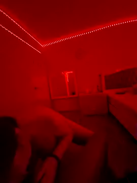 Sweetieboi04 online show from April 2026 01:29:01 PM