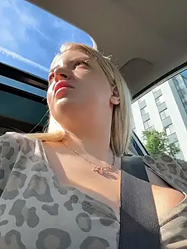 OdriOlsens online show from July 2026 06:57:01 AM