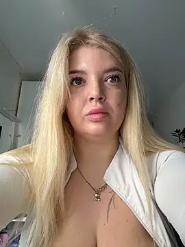 Snapshot of OdriOlsens chatting on May 2026 09:27:02 AM OdriOlsens online show from May 2026 09:27:02 AM