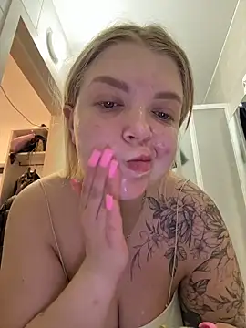Snapshot of OdriOlsens chatting on May 2026 10:52:01 AM OdriOlsens online show from May 2026 10:52:01 AM