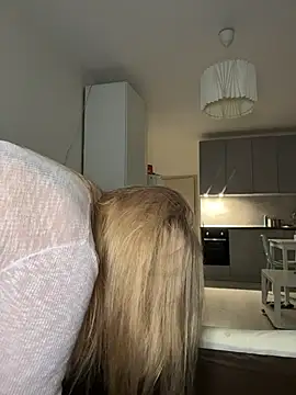 OdriOlsens online show from November 2025 05:41:01 AM