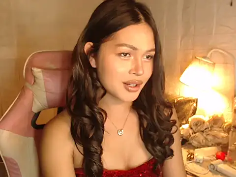 Ashely Lewis online show from November 2025 01:45:02 PM