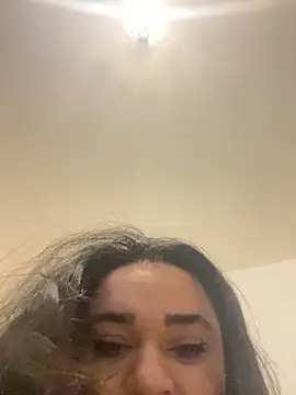 Snapshot of peaches006 chatting on December 2024 11:19:01 PM peaches006 online show from December 2024 11:19:01 PM