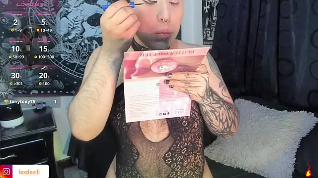 Lexxxxx  online show from November 2025 11:49:02 PM