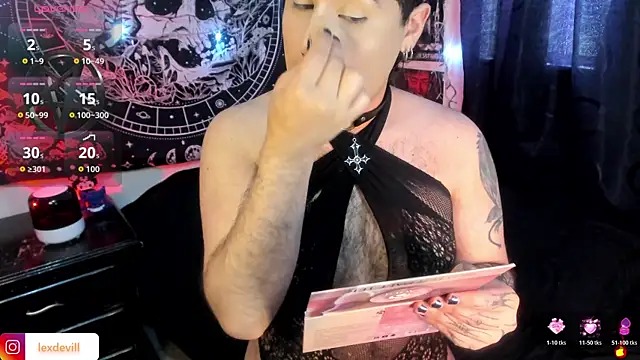 Lexxxxx  online show from December 2025 09:49:01 PM