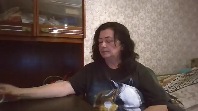GypsiQueen2 online show from October 2025 04:51:01 PM