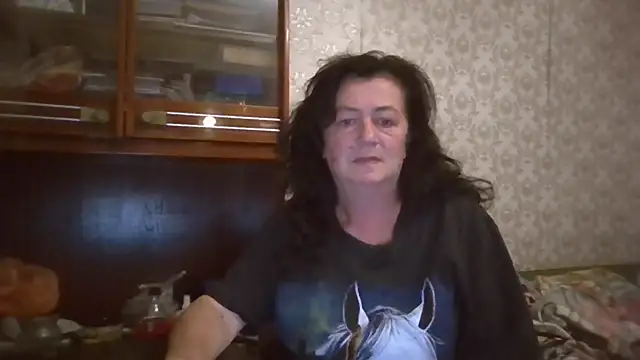GypsiQueen2 online show from September 2025 07:37:02 PM