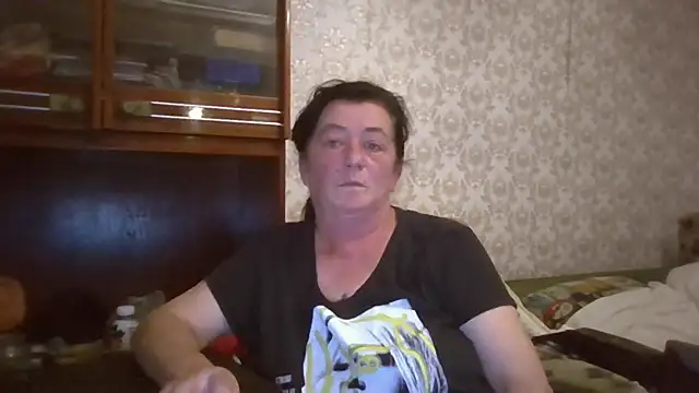 GypsiQueen2 online show from September 2025 07:19:02 PM