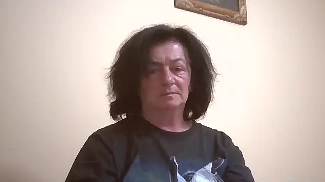 GypsiQueen2 online show from May 2026 07:18:01 PM