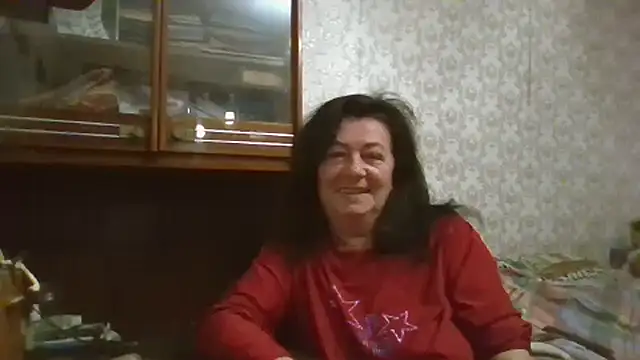 GypsiQueen2 online show from November 2025 05:16:02 PM