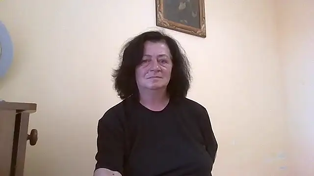 GypsiQueen2 online show from June 2026 05:18:01 PM