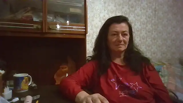 GypsiQueen2 online show from November 2025 06:55:01 PM