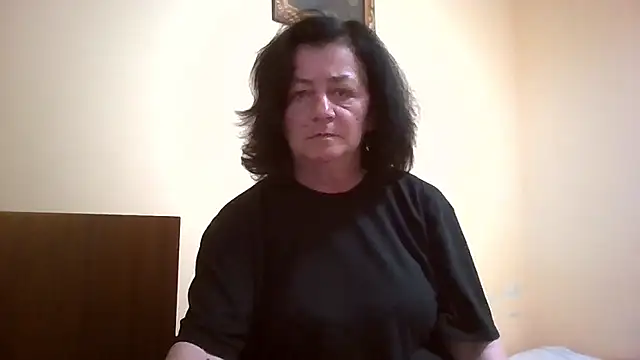 GypsiQueen2 online show from May 2026 06:17:02 PM