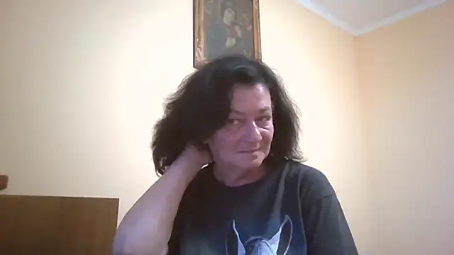 GypsiQueen2 online show from June 2026 06:09:01 PM