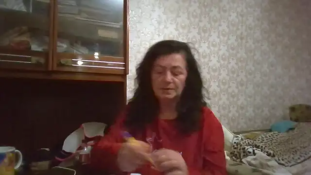 GypsiQueen2 online show from October 2025 05:58:02 PM