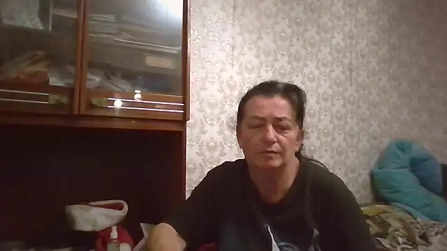 GypsiQueen2 online show from October 2025 07:18:01 PM