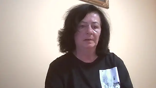 GypsiQueen2 online show from May 2026 05:56:01 PM