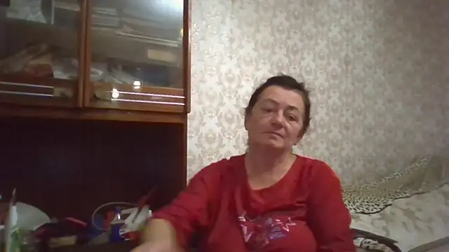 GypsiQueen2 online show from October 2025 04:37:02 PM
