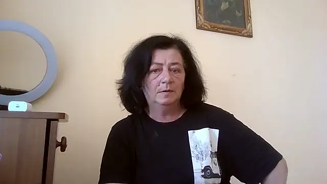 GypsiQueen2 online show from June 2026 01:28:02 PM
