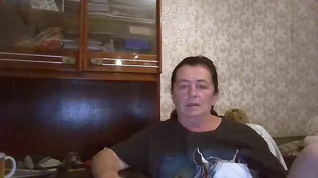 GypsiQueen2 online show from September 2025 07:03:02 PM
