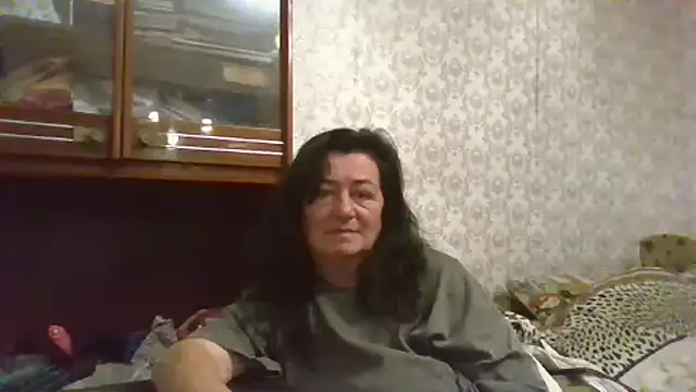 GypsiQueen2 online show from November 2025 03:17:01 PM