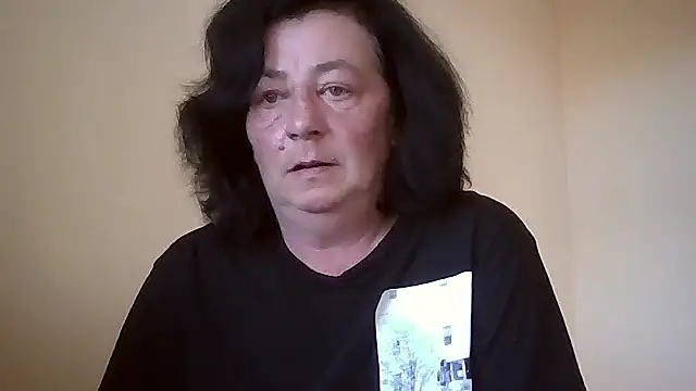 GypsiQueen2 online show from May 2026 04:03:02 PM